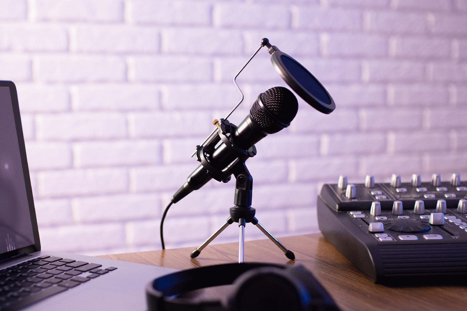 10 Ways to Make Your Mic Sound Better on Windows - Guiding Tech